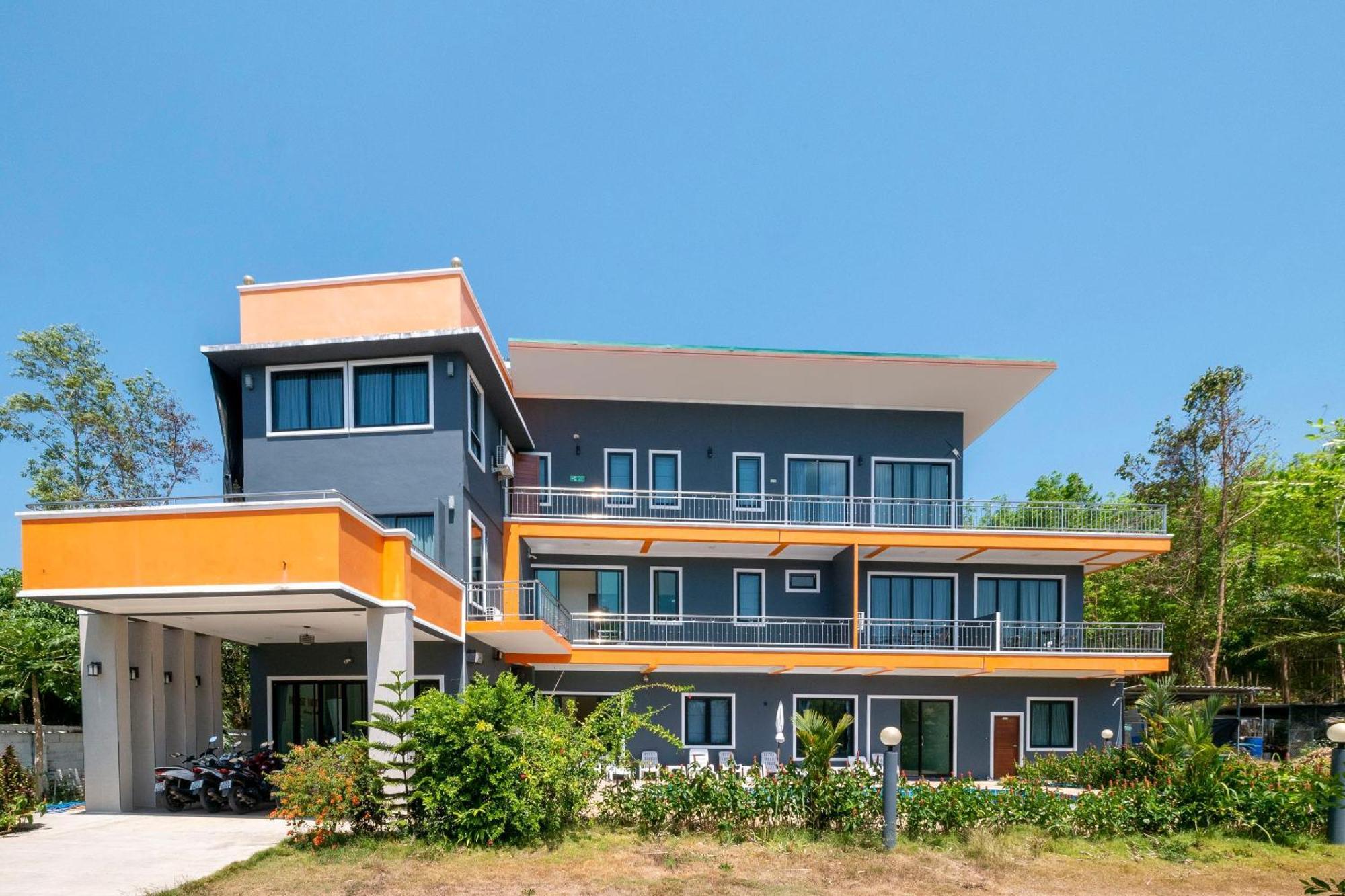 Oyo 665 Sj House Hotel Krabi Bagian luar foto